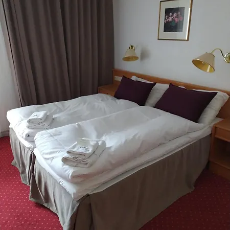 Langley Rendlhof Hotel 3*